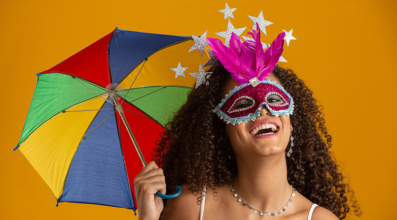 Carnaval e lentes de contato dental
